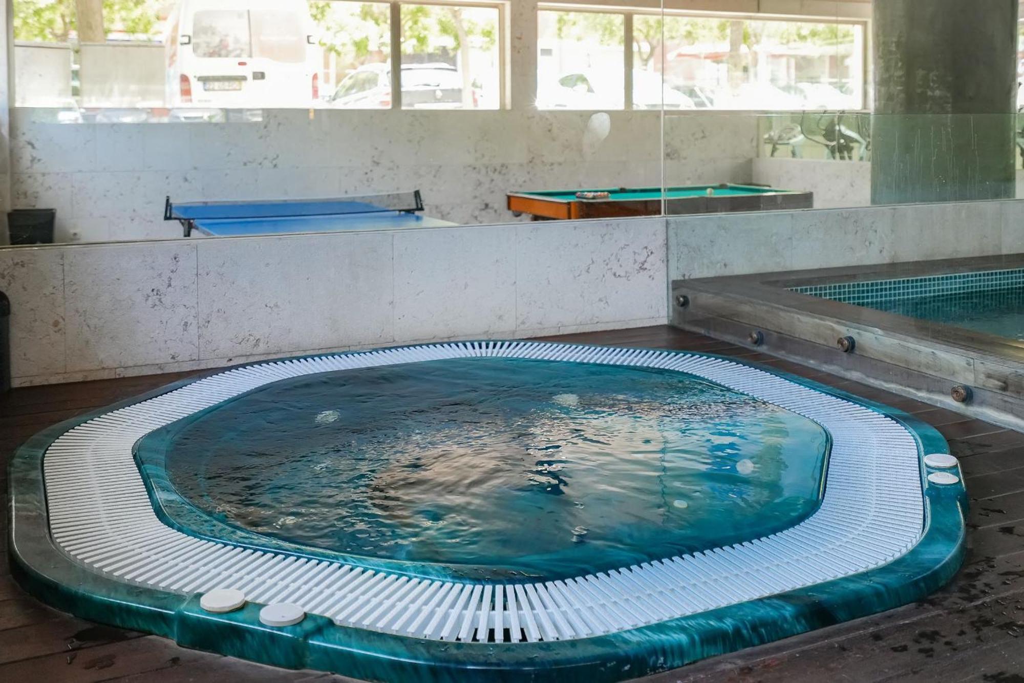 2 Bdr W/pool And Jacuzzi By Lovelystay * Portimão