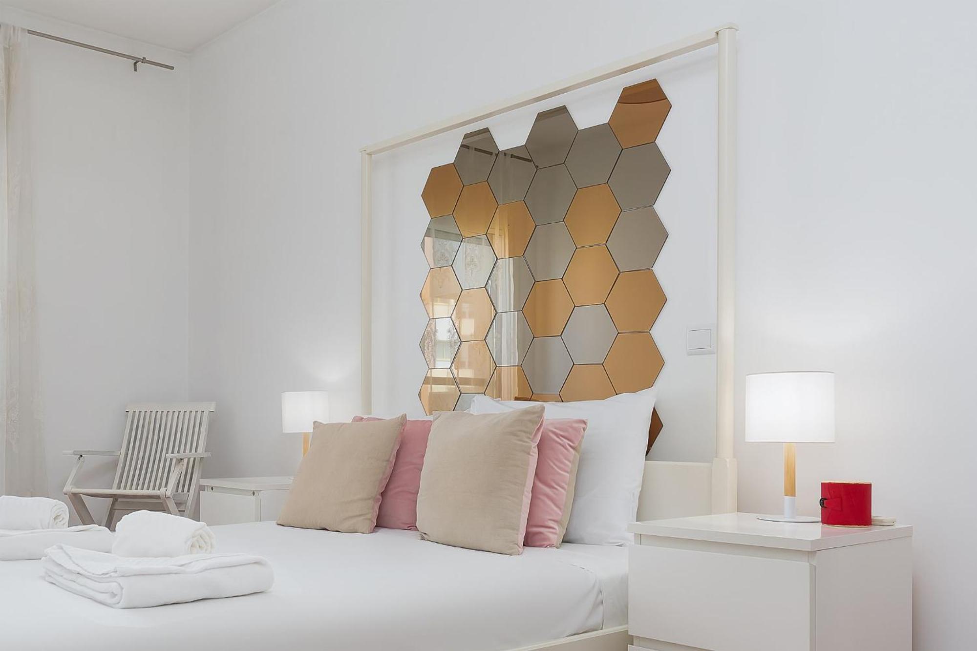 Apartment 2 Bdr W/pool And Jacuzzi By Lovelystay